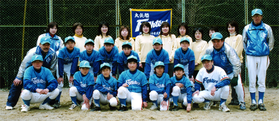 2005年2月20日、卒団式の時、卒業生の写真