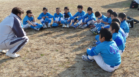 2010年12月5日 第7回ミニリーグうまい棒選手権 第6戦 対：金岡ベアーズ（大和川西青少年広場）